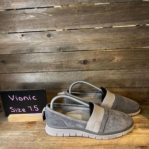Womens Vionic Kristi Gray‎ Suede Slip On Comfort Shoes Sneakers Size 7.5 M GUC